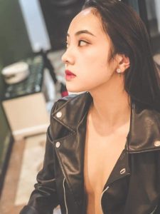 cô gái hot nhất hôm nay